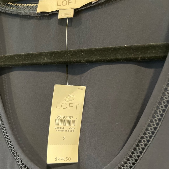 LOFT Navy Blue Sleeveless Top - Picture 2 of 2